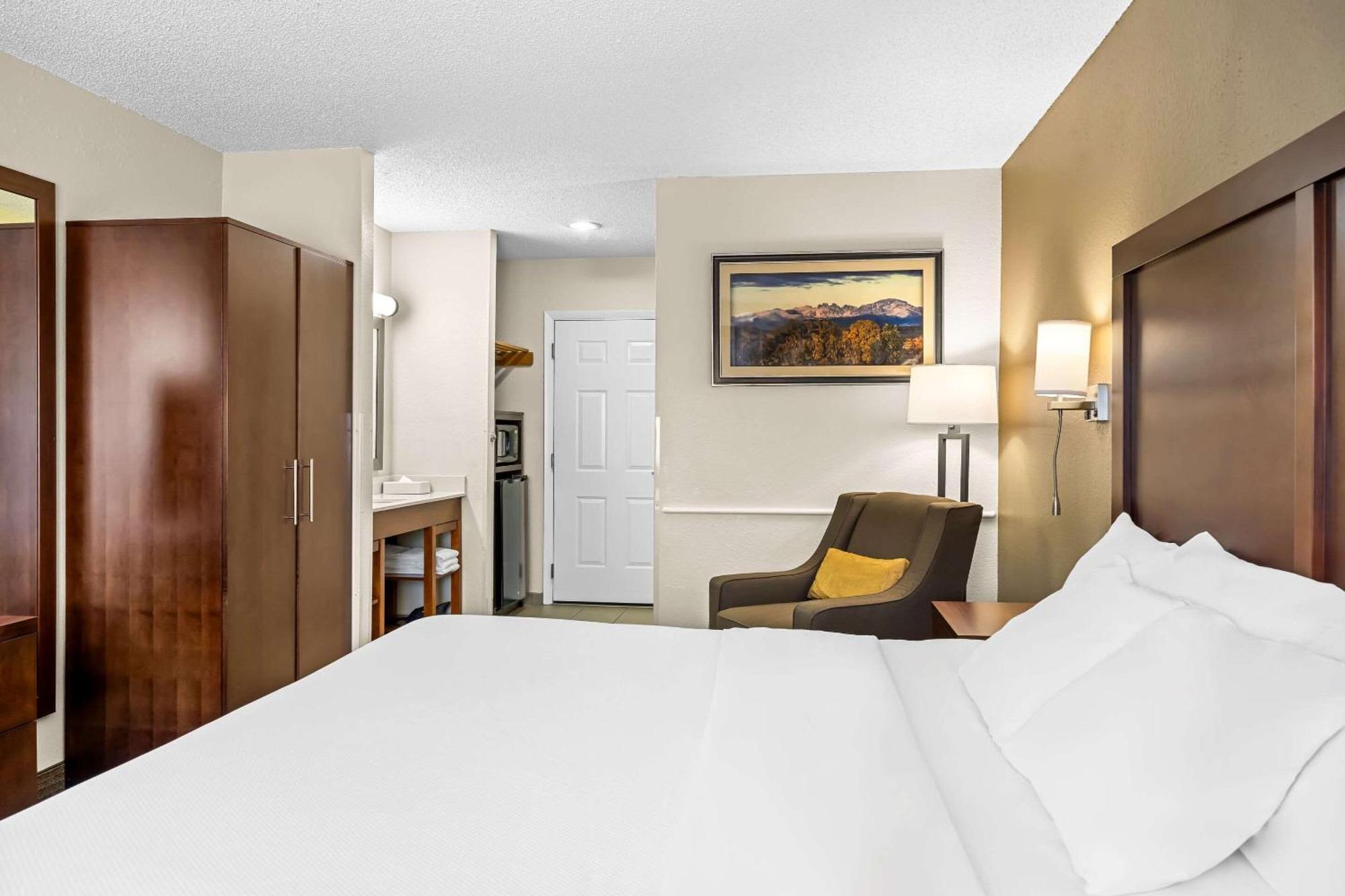 Comfort Hwy 16 To Yellowstone Hotel 2*